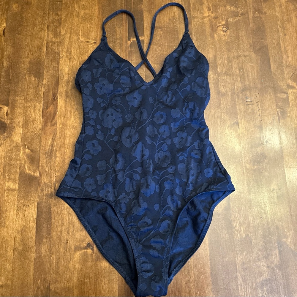 Robin Piccone 12 Swimsuit Ana One Piece Navy Blue Floral Resortwear Sexy 💙